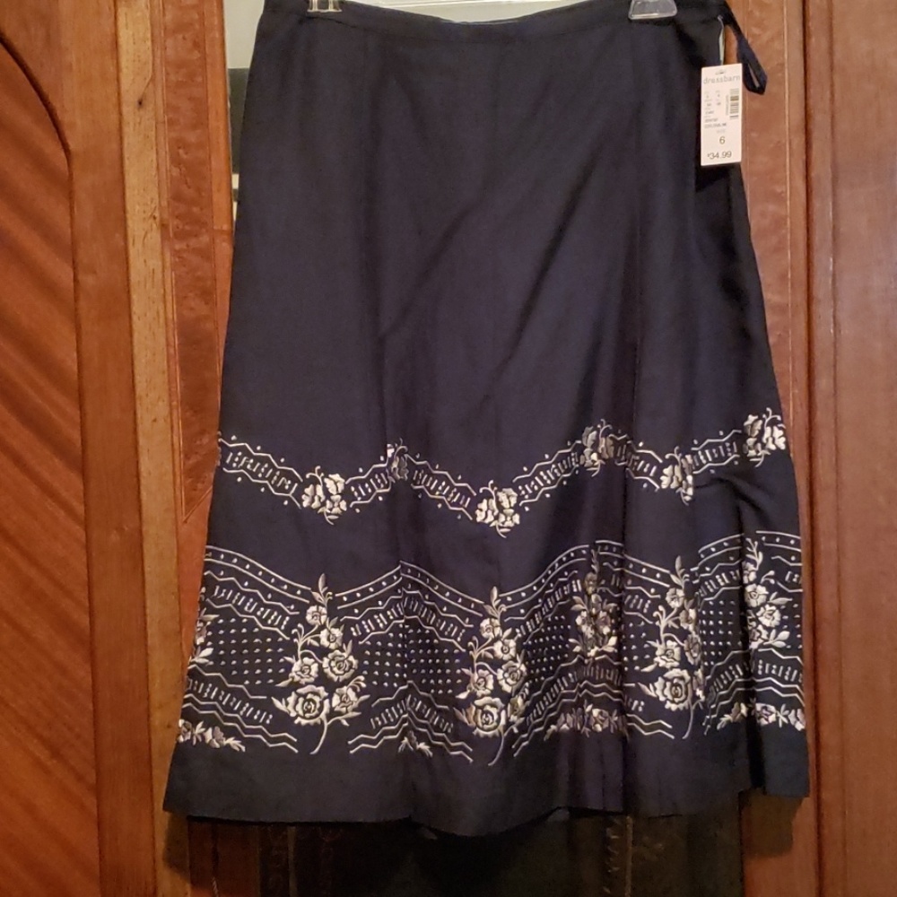 Dress Barn Navy Skirt